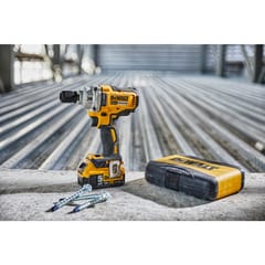 DeWALT 18V, 5.0Ah, 400Nm, Impact Wrench, 1/2? DCF894P2-QW