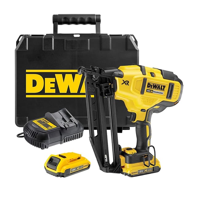 DeWALT 18V Brushless 16GA Finish Nail Gun DCN660D2-QW